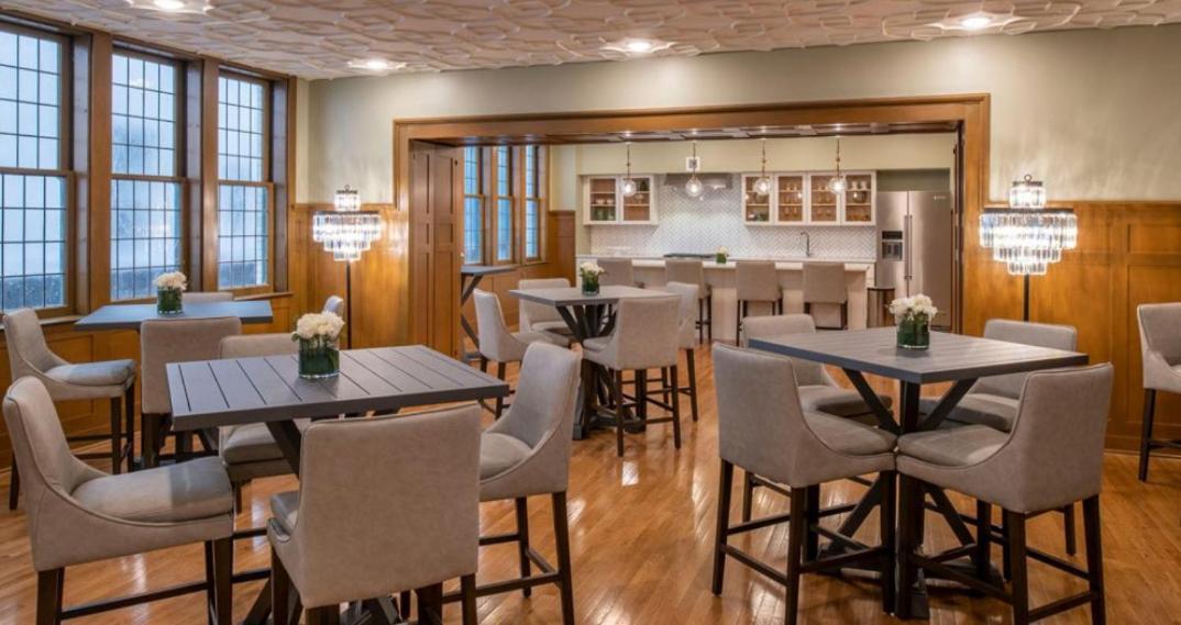 Beautiful Condo/Rooftop Patio With Free Parking Cleveland Zewnętrze zdjęcie